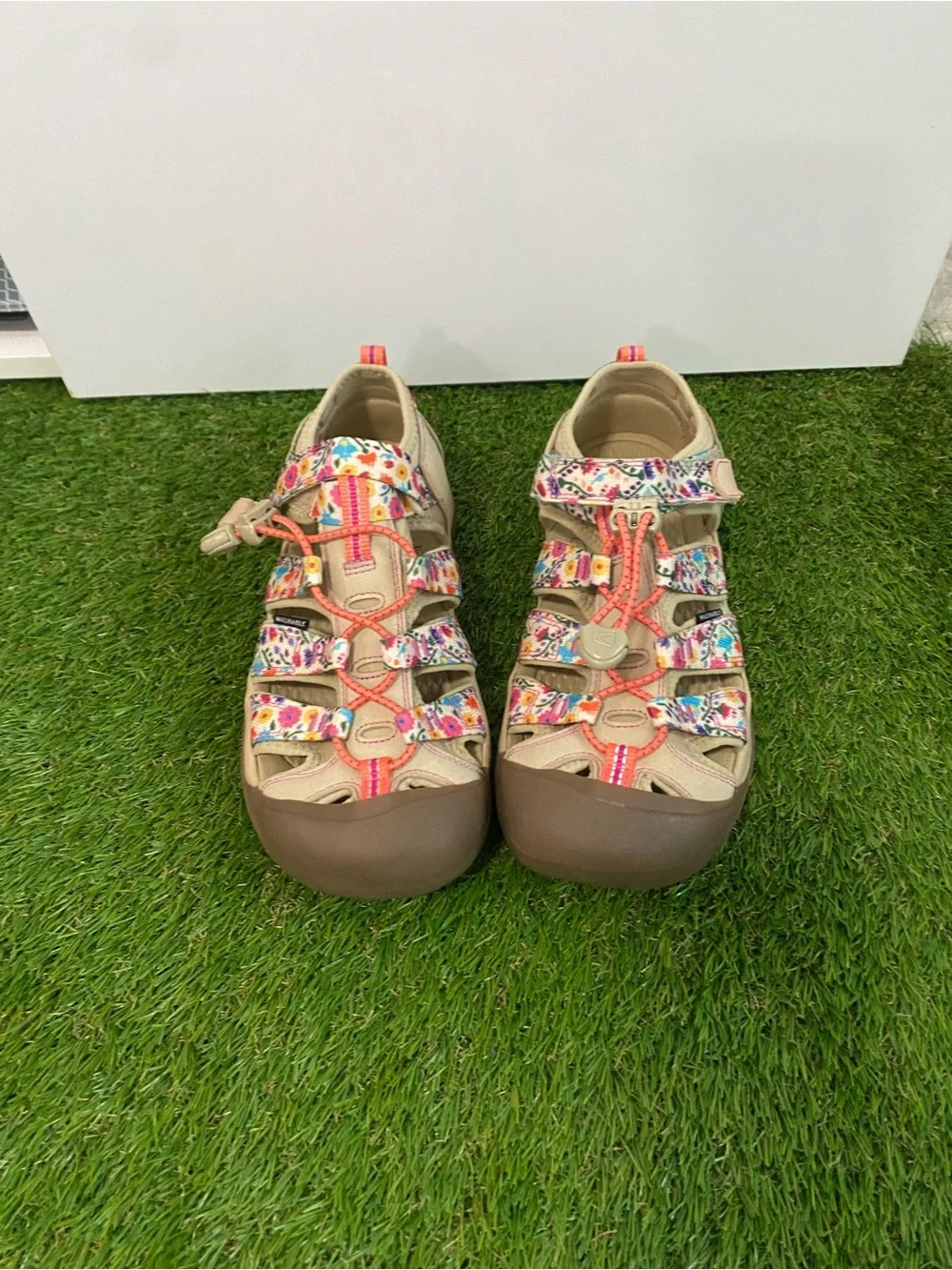Keen Kids Floral Strap Sandals in Beige, Brown and Pink
